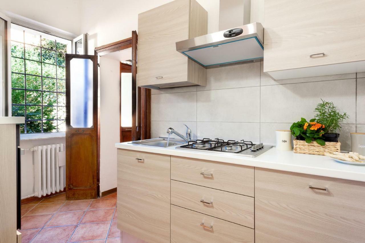Duplex Apartment In Pieno Centro フェラーラ エクステリア 写真