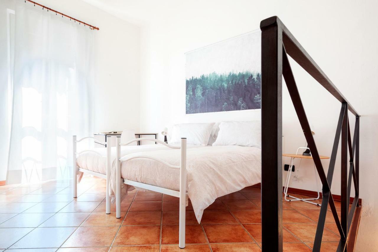 Duplex Apartment In Pieno Centro フェラーラ エクステリア 写真